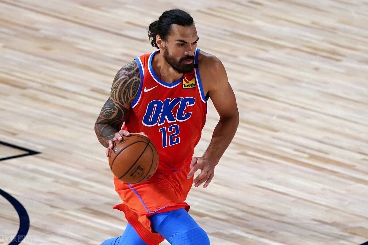 包含惊险瞬间轮番上演，比赛激情四射的词条