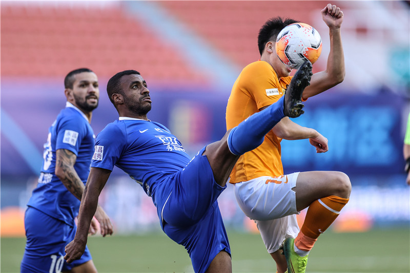 永昌客场逼平建业，保级形势陷入僵局