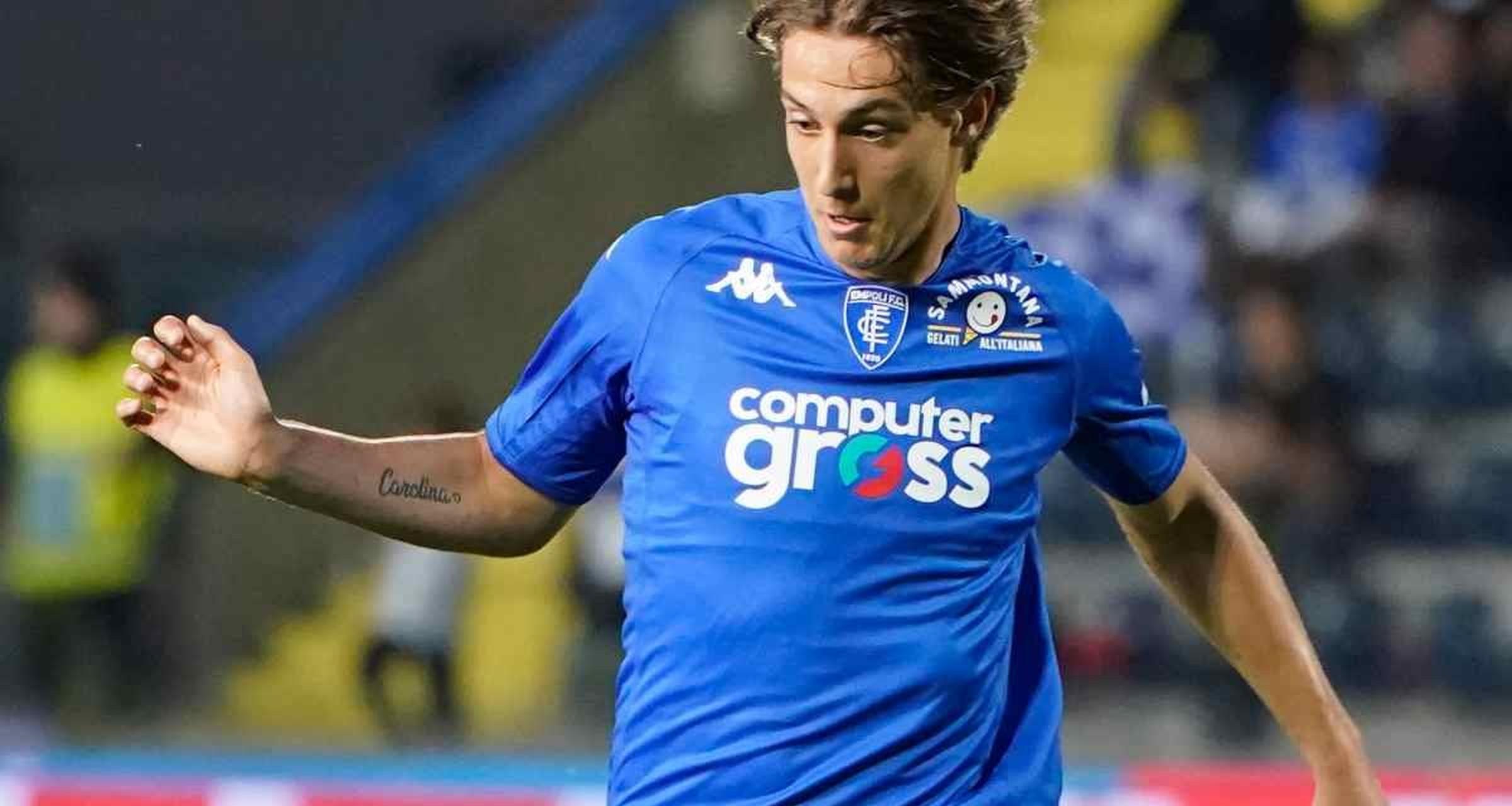 佛罗伦萨中场球员表现出色,获得国家队征召 佛罗伦萨中场球员表现出色,获得国家队征召