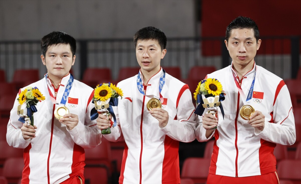 英格兰队力克日本队，奥恰洛夫关键制胜