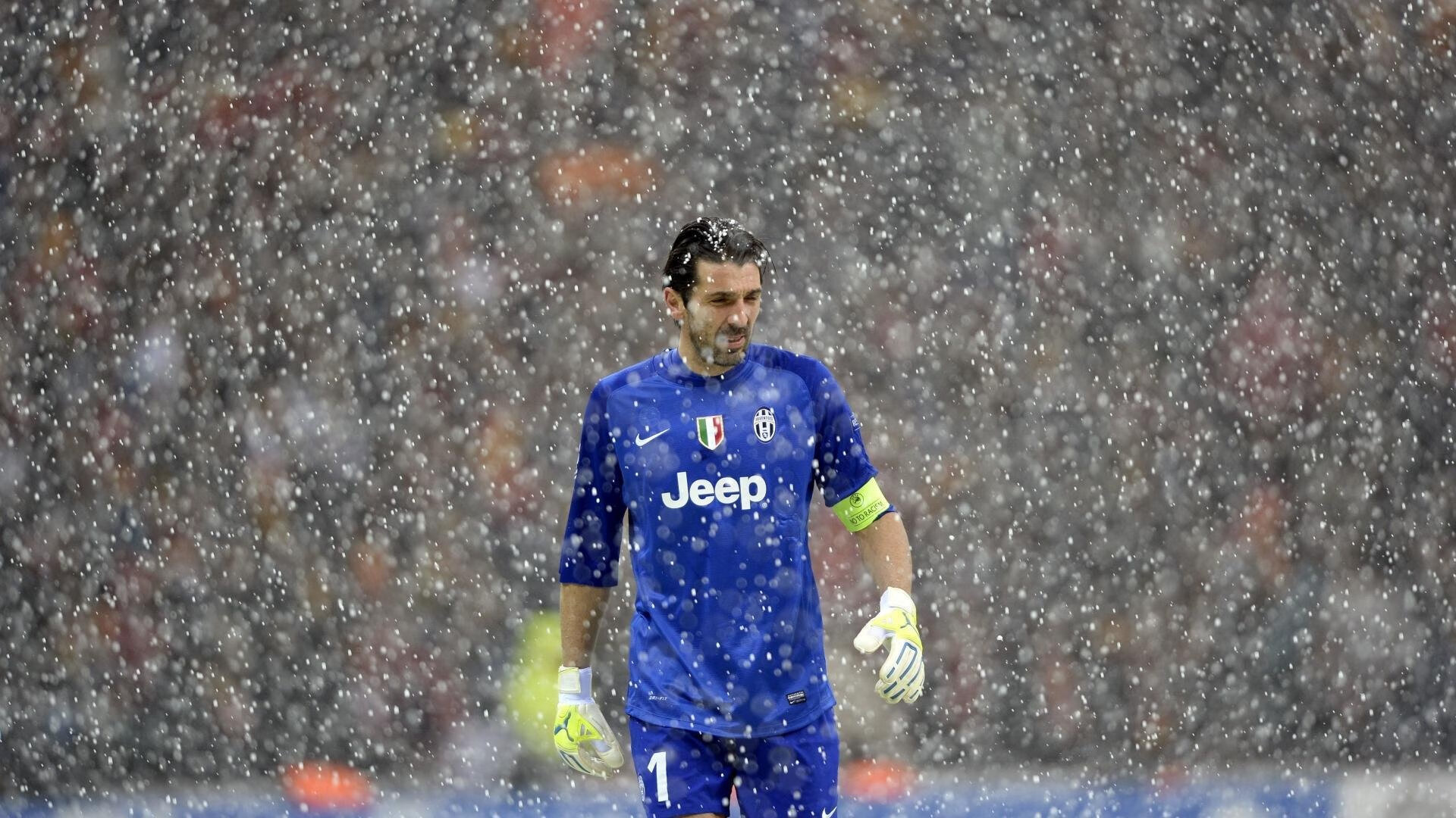 唯一性的光辉，英超争冠焦点战与尼斯在秘鲁的关键突围