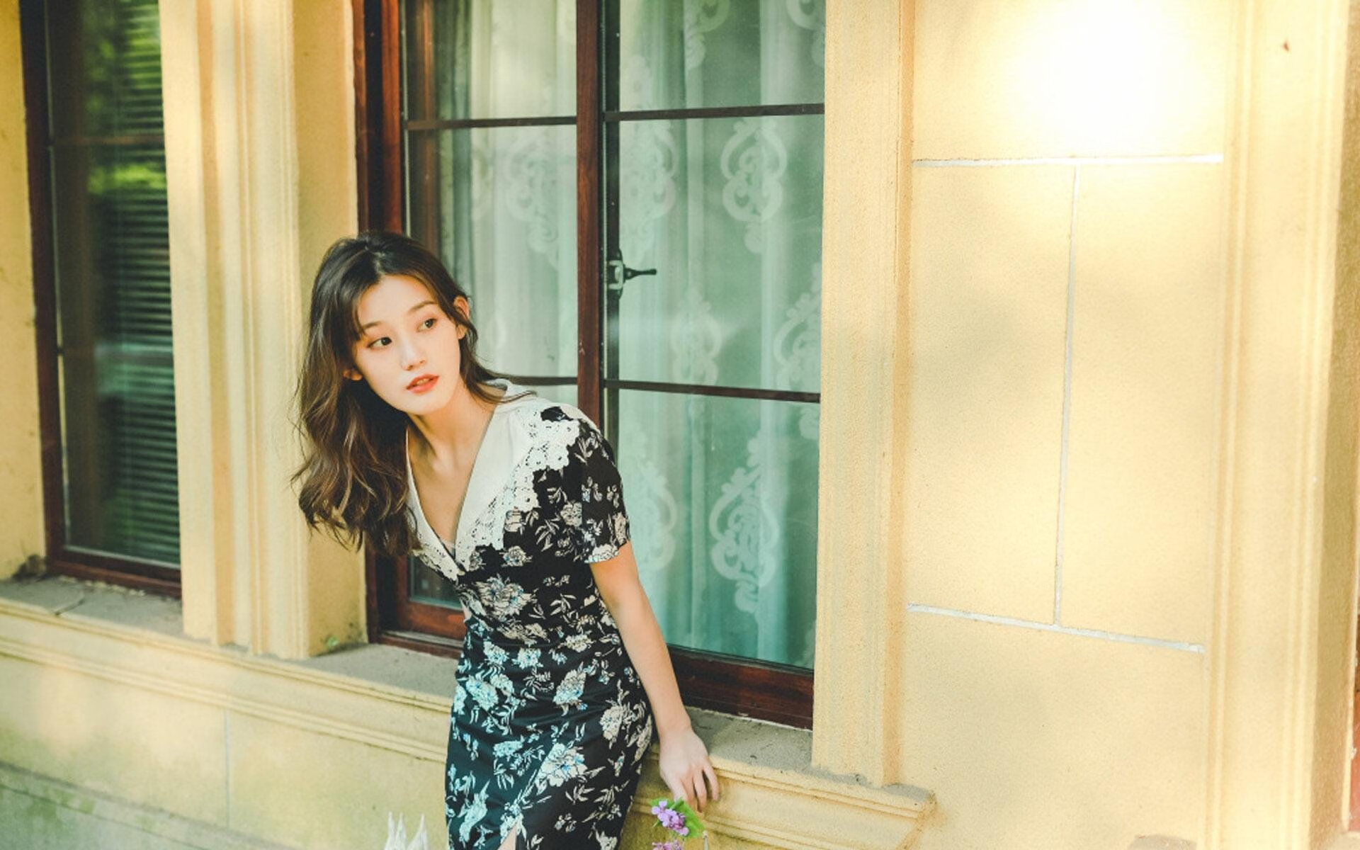 星耀北非！伊萨克独造三球引爆全场，阿尔及利亚三球狂胜乌克兰震惊足坛