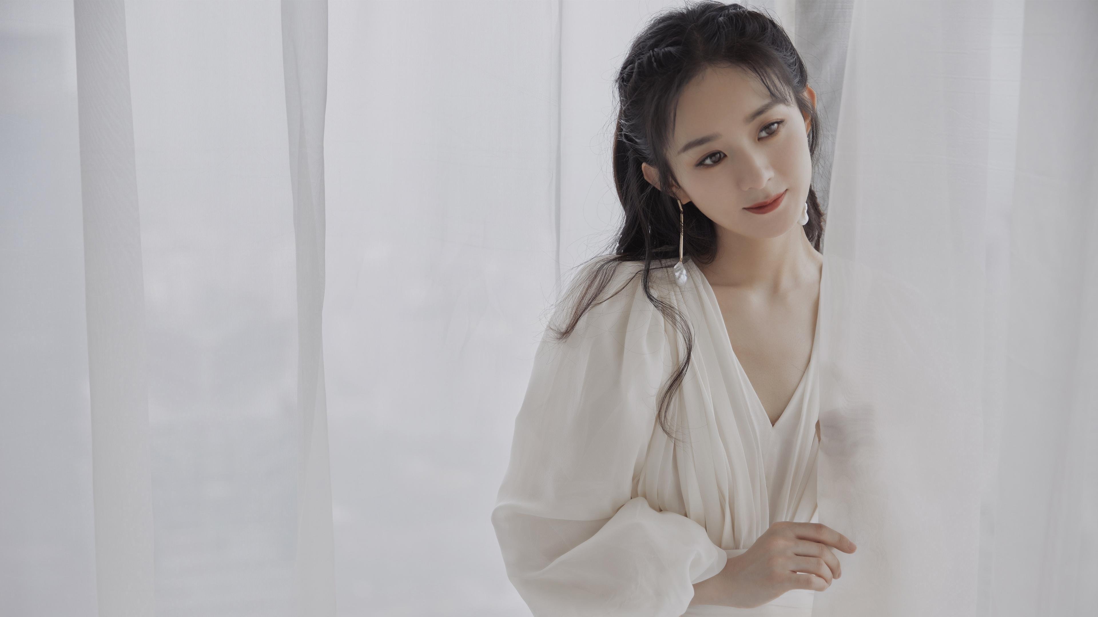 小人物轰翻巨人国！奇才爆冷尼克斯，米切尔逆袭成关键先生