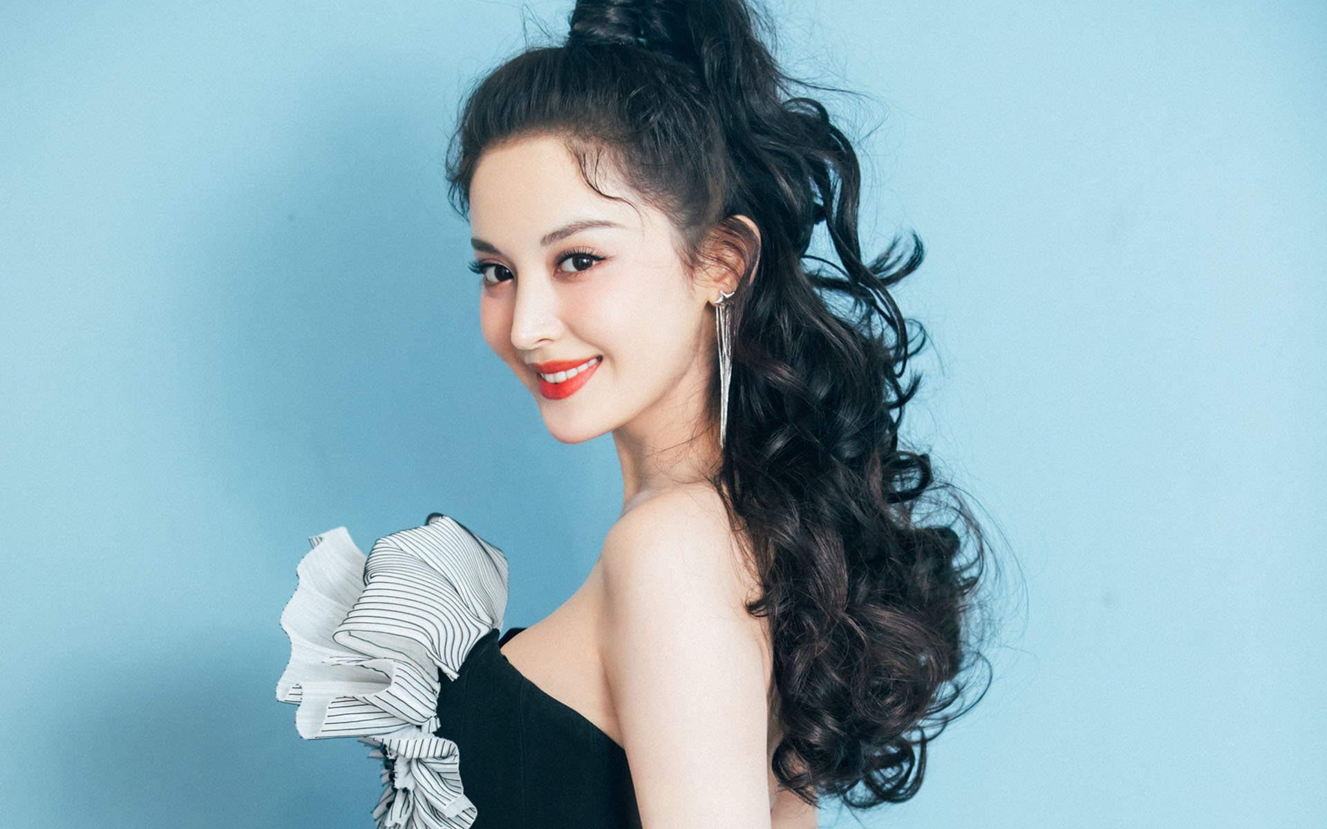 逆转之夜，哈弗茨头槌定乾坤，马竞补时绝杀芬兰劲旅