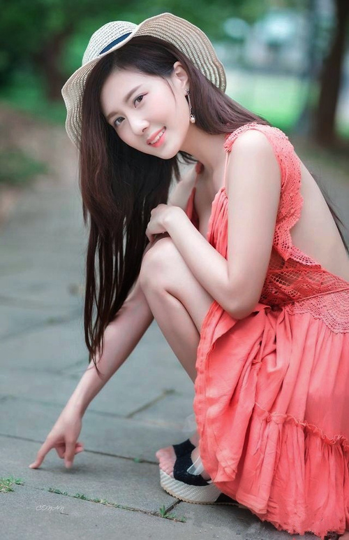 蓝色风暴席卷安第斯,德容导演A组史诗对话,厄瓜多尔完胜智利宣告南美新秩序